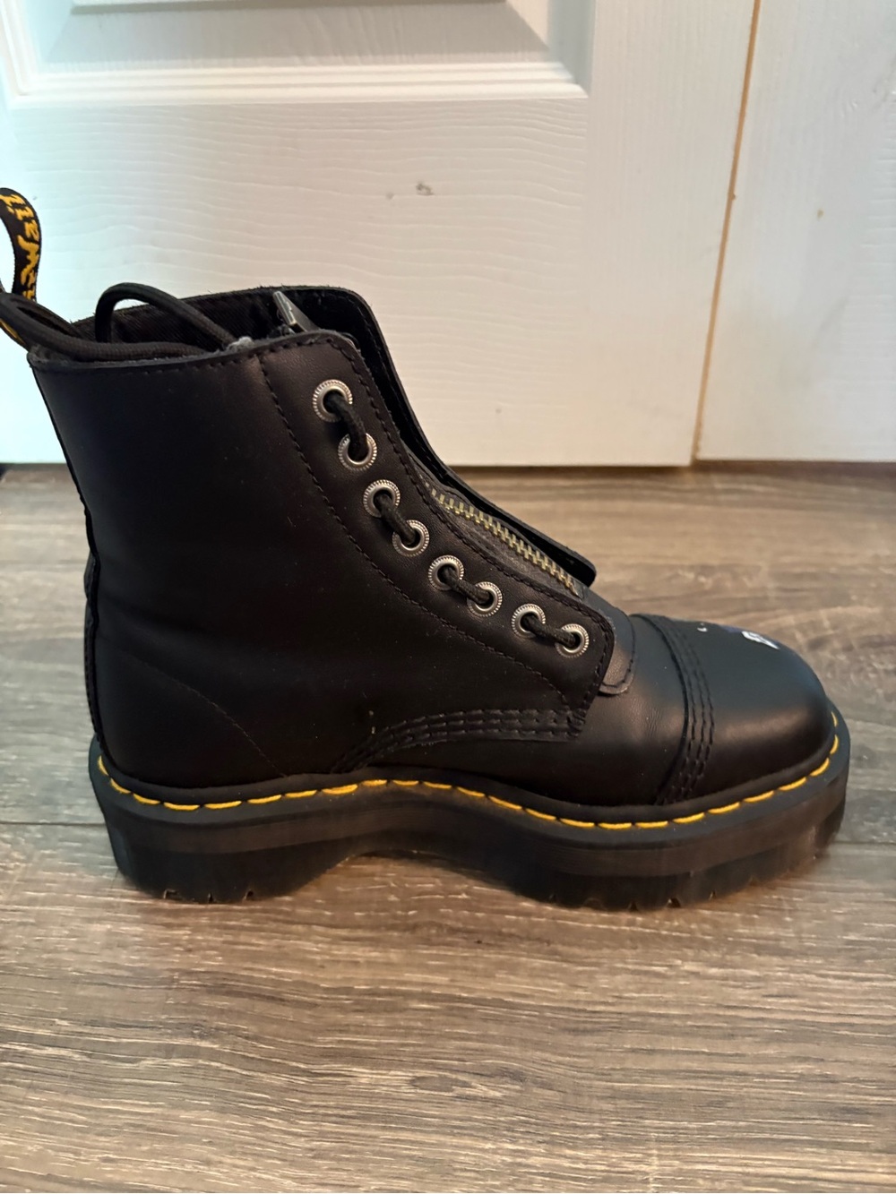 Limited Edition Blue Flower Platform Dr. Martens size 8 - Picture 7 of 8